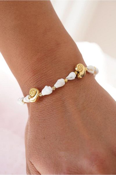 AŞIK ACCESSORIES Sea Shell Bracelet