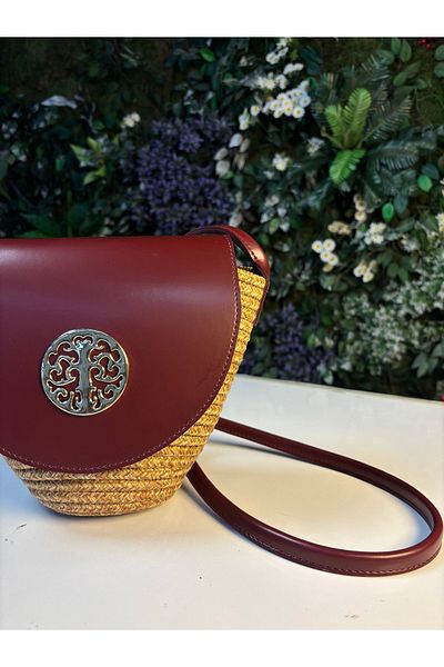 MaVaux Lara din piele, design elegant, accesorii, paie, geantă încrucișată cu detaliu în față, stil casual