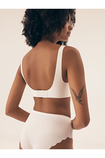 Henderson Seamless Lace Top Bra With Plain Pattern Elegant & Comfortable | Blake