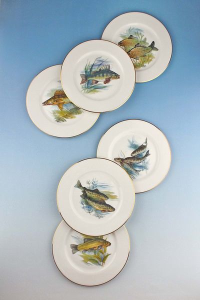 Bursa Porselen Dekor Porcelain Cake Plate for 6 People with Fish Gold Gilding