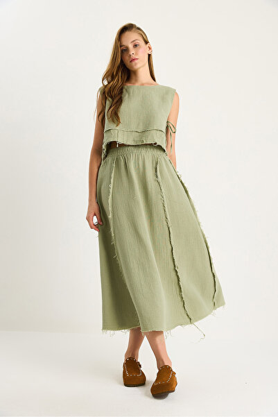 Bianco Lucci Women's Elastic Waist Skirt with Side Tie Detail Crop Muslin Bottom-Top Set 60283236