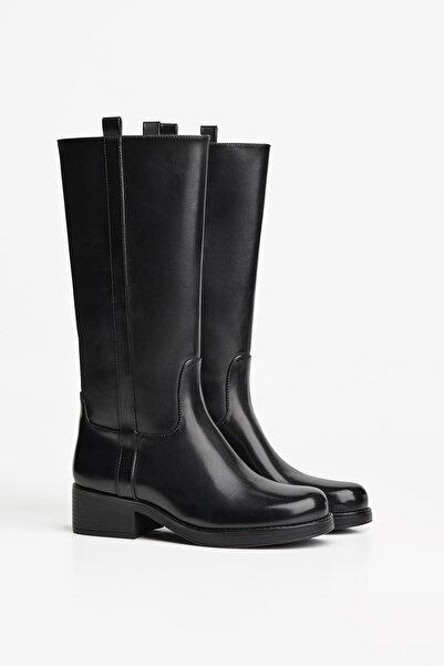 Bershka Düz yüksek çizme