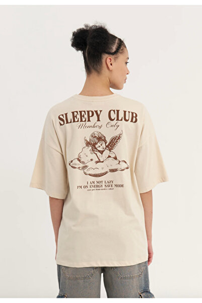 LAYORA Tricou supradimensionat bej pentru femei - Sleepy Club cu imprimeu cu ...