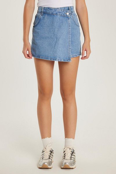 Tudors Women's Slim Fit Slim Fit Double Pocket Light Blue Shorts Skirt