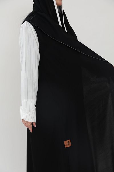elegant hijab عباية حور تجمع بين الراحة و الاناقة