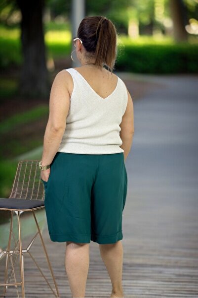 yagmurberen Cotton Viscose Fabric Pocketed Waist Elastic Double Legs Large Size Shorts.