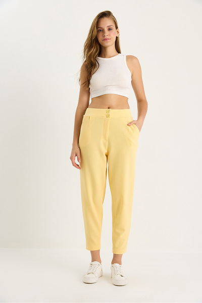 Bianco Lucci Women's Double Button Pocket Detailed Balloon Pants 60283471