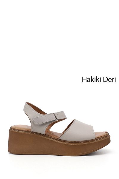 GÖNDERİ(R) Women / Girls Cream Filled Sole Genuine Leather Sandals