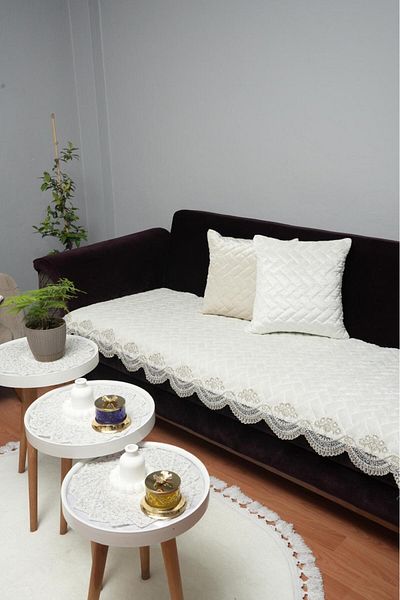 DECORA CASA HOME COLLECTİON Husă de scaun din catifea de lux cu model matlasat brodat din dantelă cu bază anti-alunecare