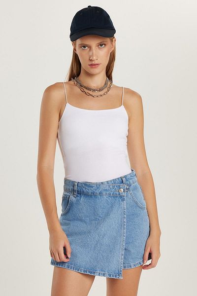 Tudors Women's Slim Fit Slim Fit Thin Strap Square Neck White Undershirt