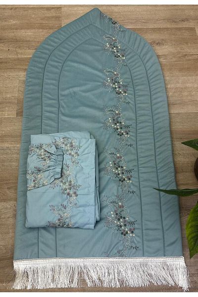smart home Embroidered sponge padded prayer rug set with embroidered prayer sheet. Excellent soft cool material that provides you with comfort.