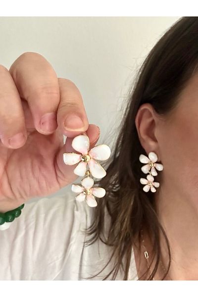 ALS Tasarım Dünyası Women's White Color Flower Figured Ceramic Dangle Model Earrings Length 4 cm