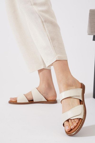 Moda Pie Rencas Double Tape Velcro Γυναικείες παντόφλες από γνήσιο δέρμα Skin