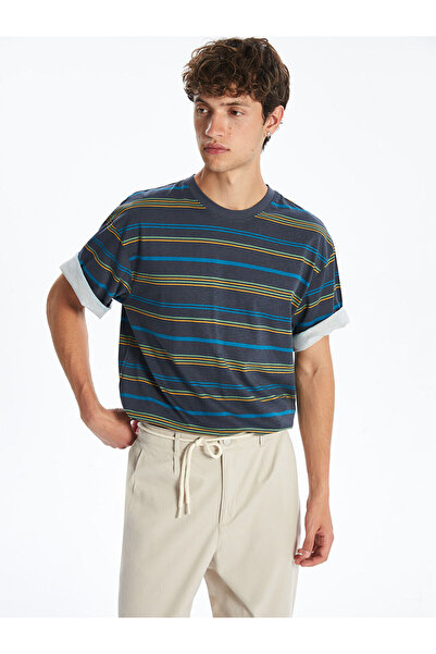 LC Waikiki Vlastita brend nova sezonska okrugla kragna Prugasto muška majica