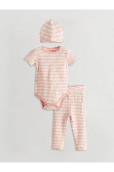 LC Waikiki Striped Organic Fabric Baby Girl Hospital Discharge Set