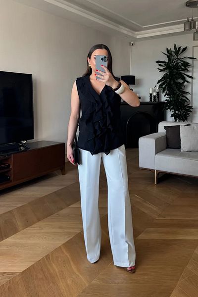 Tuba Butik Ruffle Zero Sleeve Blouse