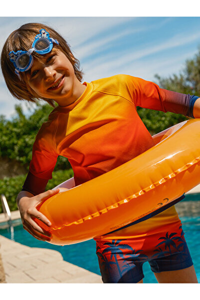 LC Waikiki Yeni Sezon Renk Bloklu Erkek Cocuk Yuzme Giyim Ust - S5G378Z1