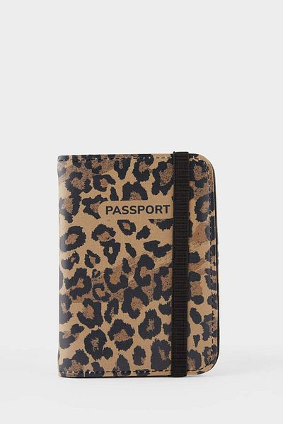 DeFacto Women's Leopard Patterned Faux Leather Passport Holder F4689Axns