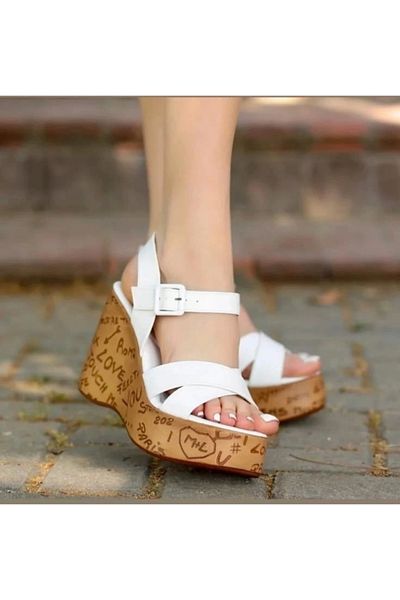 Silahlı Tower Kenja White Skin Wedge Heel Sandals