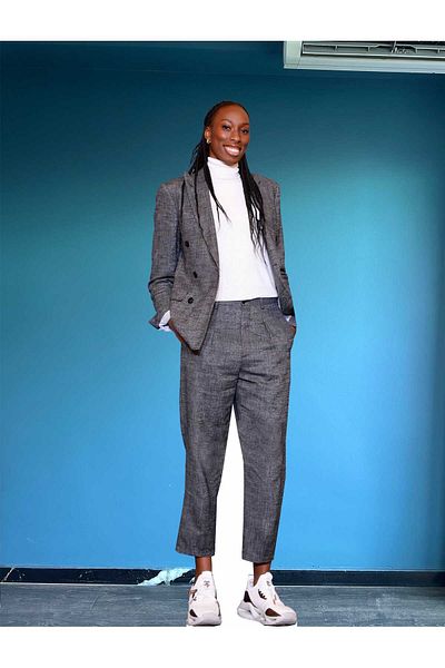 dakik reklam Paola Egonu Model Full Size Model with Legs