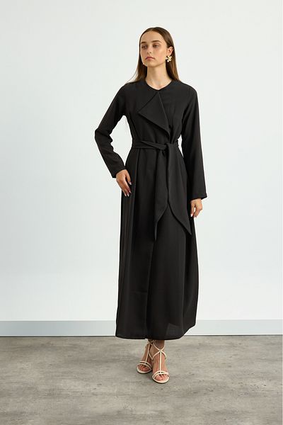Birgül Bektaş Black Collar Detailed Belted Dress