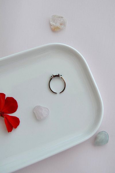 Sacce Scarves&Accessories Minimal Pinky Ring with Emerald Green Stone