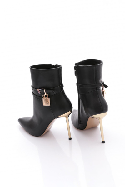 DGN M5111 Cizme cu toc pentru femei cu vârf ascuțit