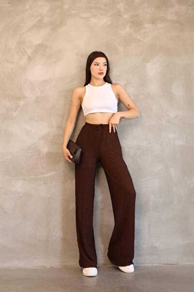 BELISTIL بنطلون بني ذو ملمس مجعد وواسع الساق وخصر مرتفع ومريح