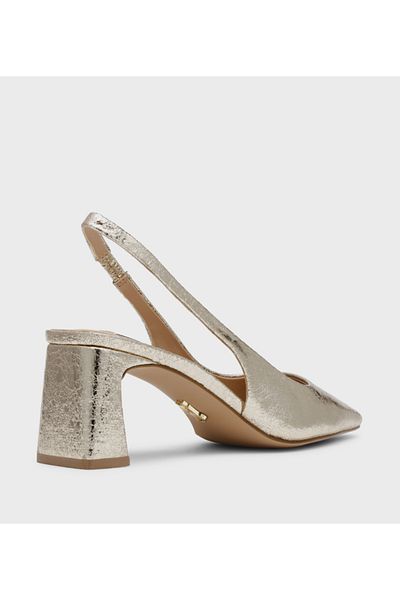 Steve Madden Women’s Pumps for Elegant, Comfortable & Stylish