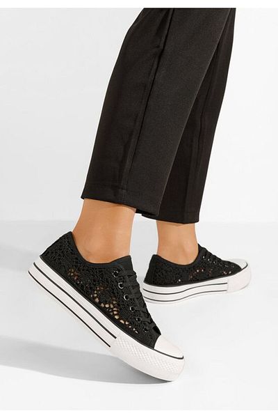 B T Shoes Floreina black casual sneakers