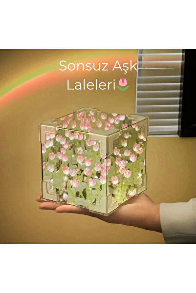 HALL BREATHE Renkli yansımalı aynalı sonsuz laleli küp masa lambası, kendin yap tasarımıyla şık.