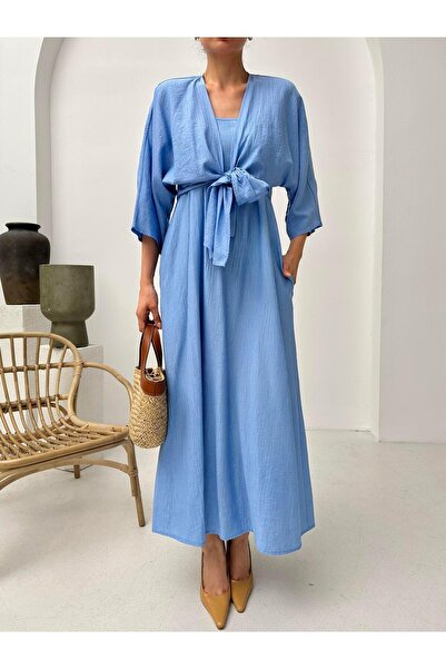 Serica Moda Σετ φορέματος με μπλε δέσιμο με λεπτομέρειες