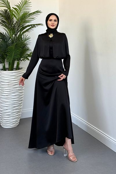 MERVEN AKYÜZ Elizan Buckle Satin Evening Dress Black