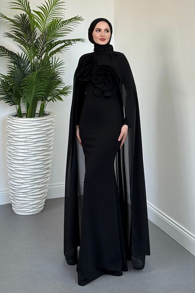 MERVEN AKYÜZ Lineaa Rose Detail Cape Evening Dress Black