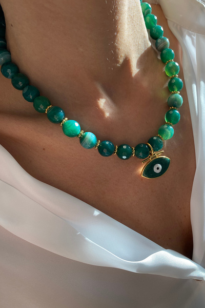 Bonnjerra Jewellery Özel Tasarım Yeşil Akik Taşlı Mineli Nazar Detaylı Göz Kolye