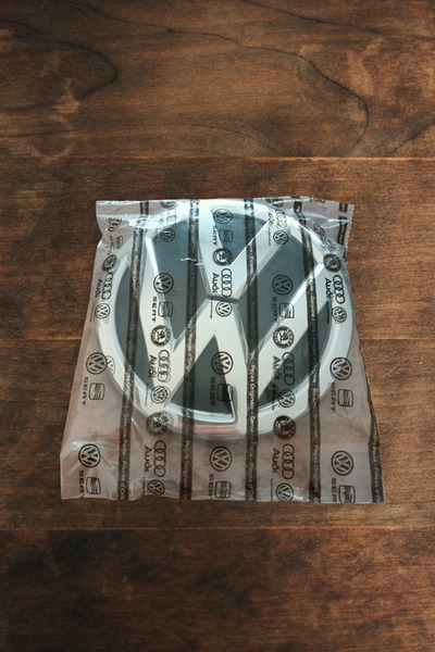 restinal VW JETTA Ön Panjur Arması,3G0853601B,2015 - 2018 MK6 JETTA Ön Panjur...