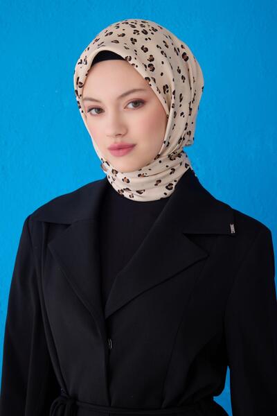 Belli وشاح حريري تيفيل E25YA4126D01-32