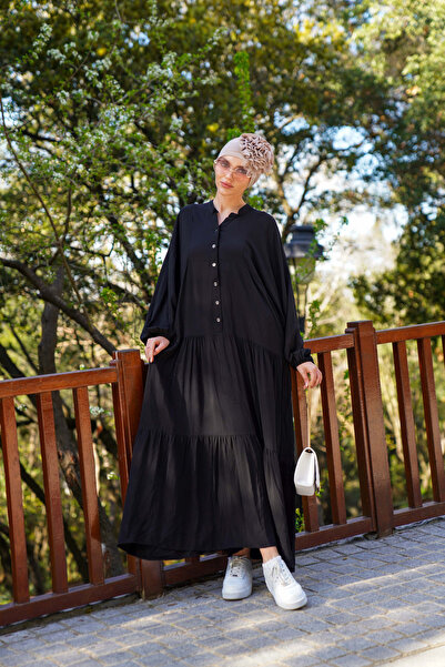 Polologin Butik Πολυεπίπεδο ντραπέ μαύρο φόρεμα χιτζάμπ