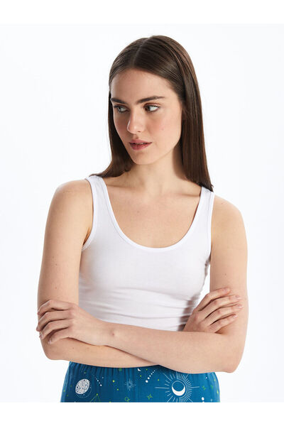 LC Waikiki Peak New Season Women's U-Neck Plain Undershirt