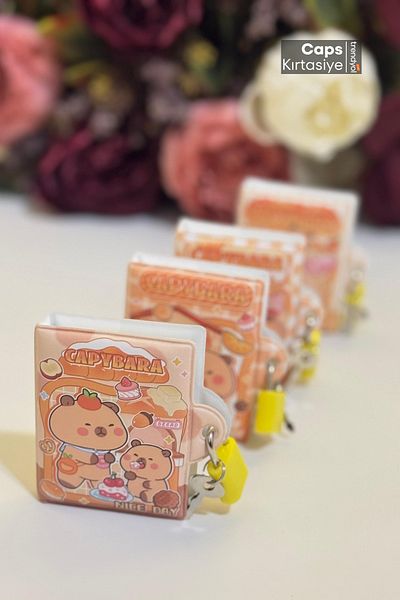 caps anlarınızı paylaştığınız ortağınız 2 Pieces Capybara Themed Fluffy Locked Mini Souvenir & Notepad - 56 X 74 mm - 280 Pages