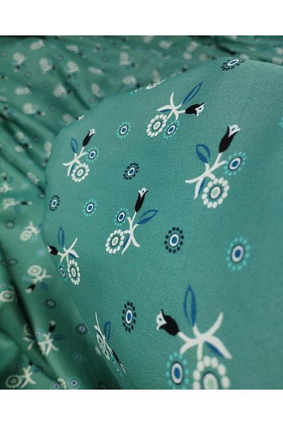 Kumaş Parça Satin Viscose with Flowers on Green (Width 140 cm X Length 360 cm)
