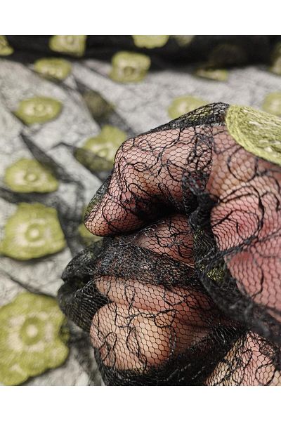 Kumaş Parça Green Black Tulle with Floral Embroidery (Width 140 cm X Length 280 cm)