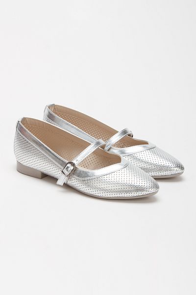 UYEGE Ivory Series Summer Daily Use Ballerinas
