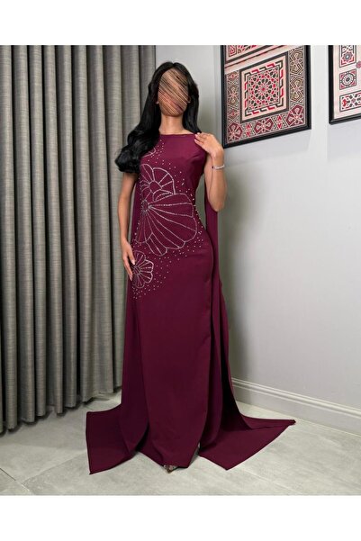 toog فستان عنابي بوشاح ينسدل من الاكتاف