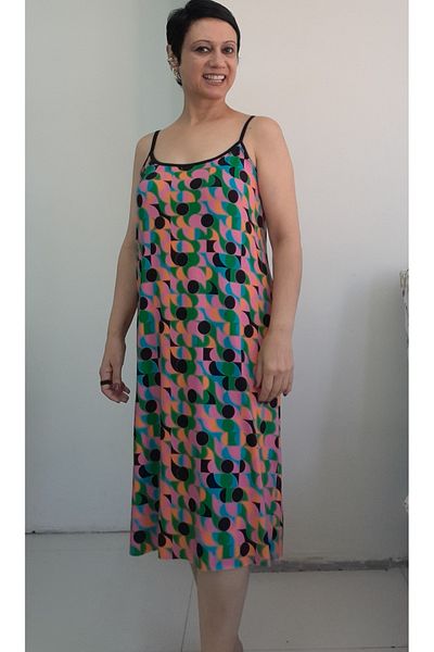 Mertcan Butik Πολύχρωμο φόρεμα από χτενισμένο βισκόζη με λουράκι