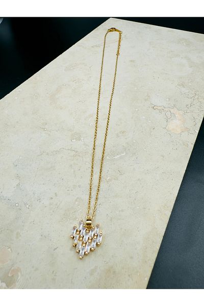 Snartun Zircon Stone Gold Heart Detailed Steel Necklace I Special Boxed