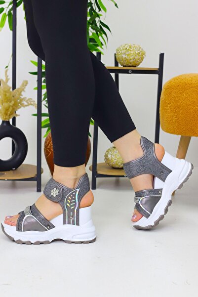 Weynes Women's Gray Velcro 10 cm Hidden Heel Sandals Wsb3074