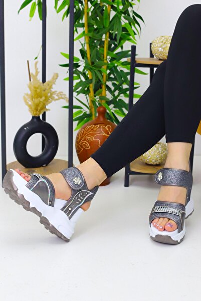 Weynes Γυναικεία Γκρι Velcro 10 cm Σανδάλια με κρυφό τακούνι WSB3074