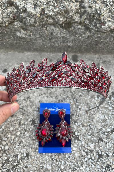Hobigram Amara Burgundy Crown and Wide Shuttle Earring Set – Sparkling Evening Dress Bridal Set