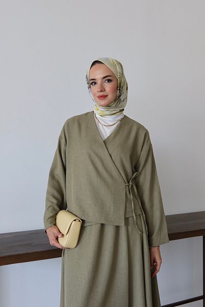 MOONSC Etekli̇ Ki̇mi̇no Tesettür Set